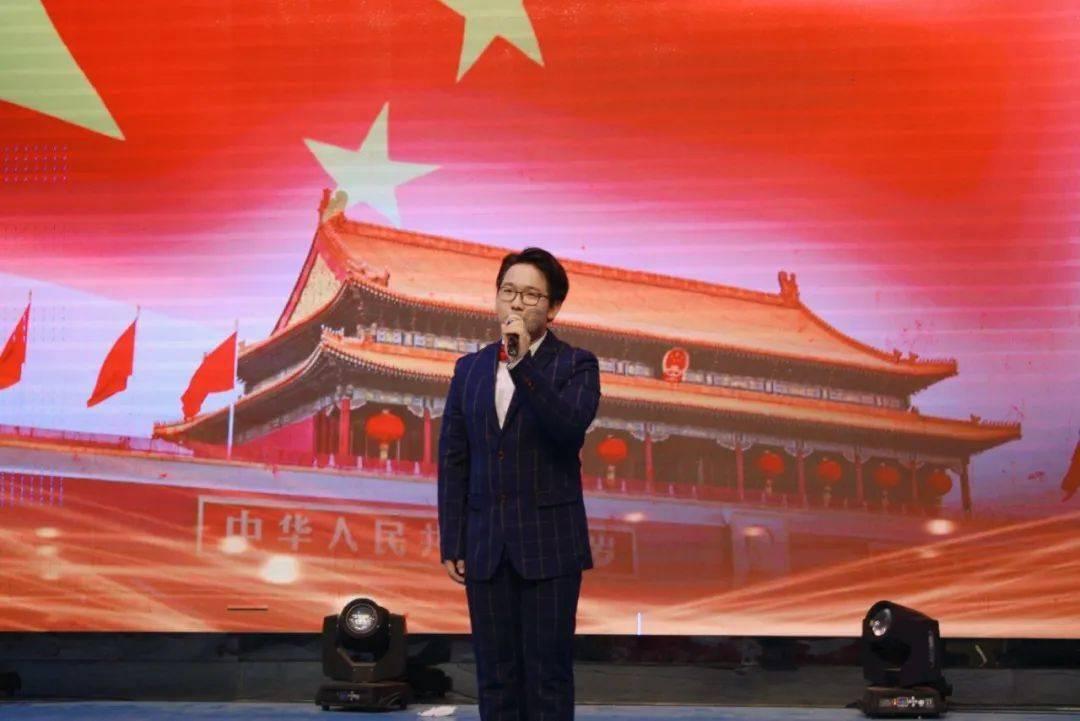 微信企业名片怎么制作？游戏画面